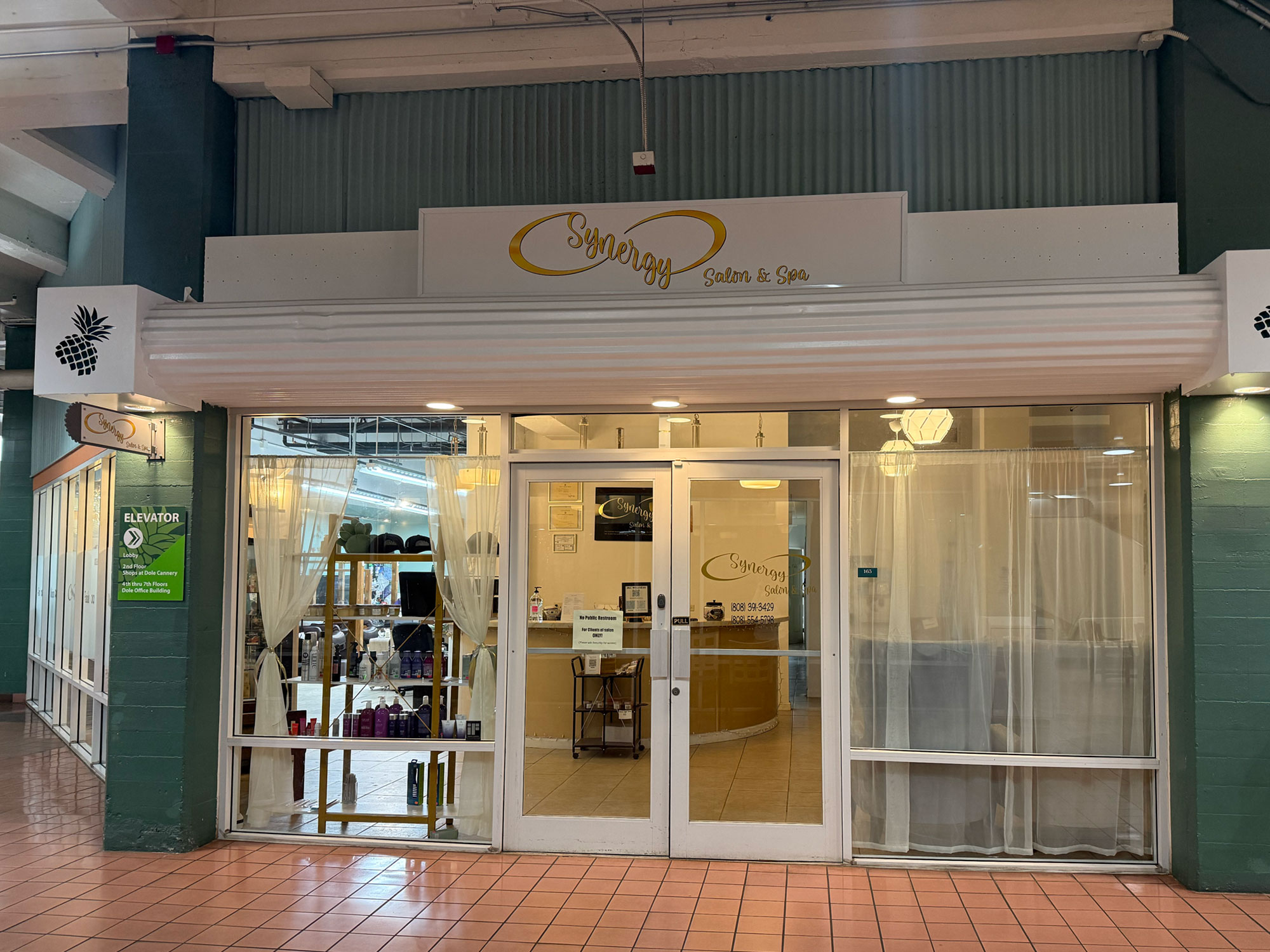 outside of Synergy Salon and Spa